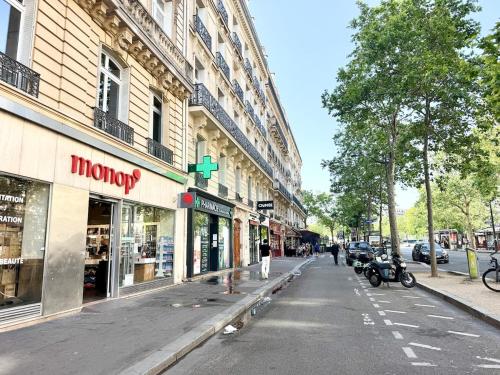 Elegant Haussmann-style apartment Avenue Kléber
