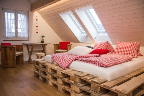 Postel nebo postele na pokoji v ubytování Conny's B&B