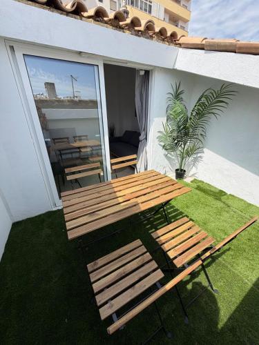 Faro Central Home 5