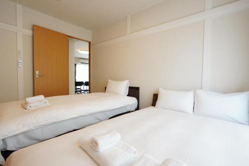 Kuromon Royal Ueno Apartment