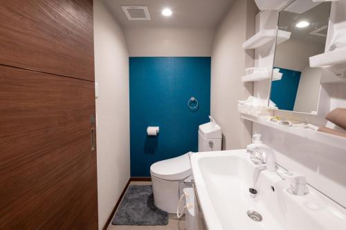 Shin-Osaka Spacious Terrace House - Up to 12 Guests