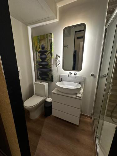 Syntagma Divine Guestrooms