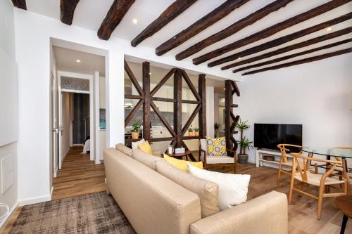 WHome Chic Alfama Flat with Historic Charm