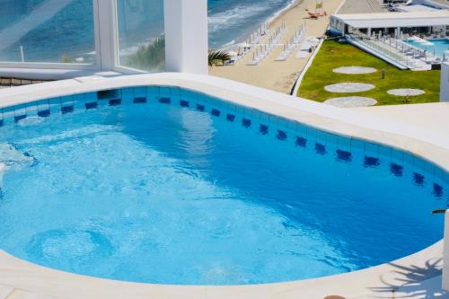 Grand Beach Hotel
