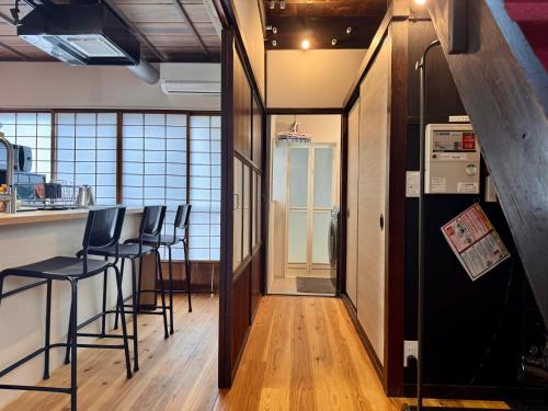 Kanazawa Machiya 東風 Tong Poo