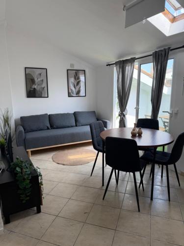 Faro Central Home 3