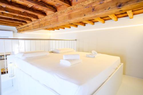 Pignone Boutique Apartment