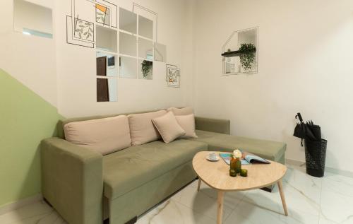The City Vibe Stylish 3BR Balcony in Thesaloniki