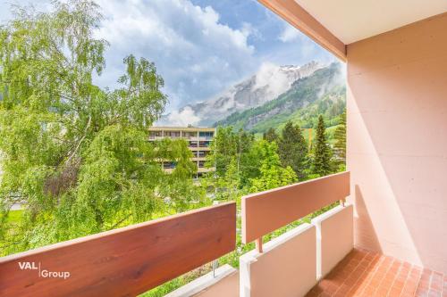2,5 Zimmer Wohnung Mayenzett zentral mit Balkon