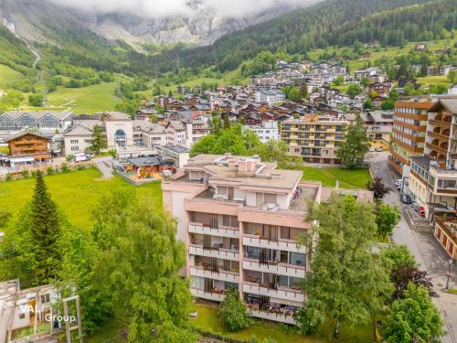 2,5 Zimmer Wohnung Mayenzett zentral mit Balkon