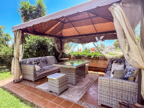 4 Double Bed villa with Pool and Cinema Room