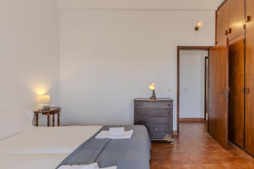 #417 Sunny 2BR Retreat Open Views Pateo