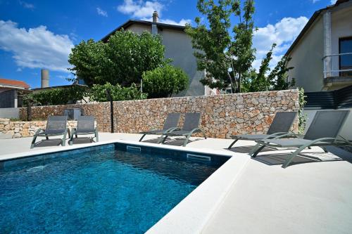 Villa mia More by Adex Travel