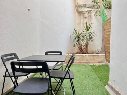 New 1BR AC Apartment near Acropolis