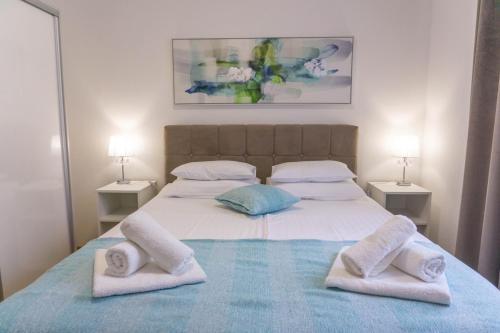 Apartment Adria with view