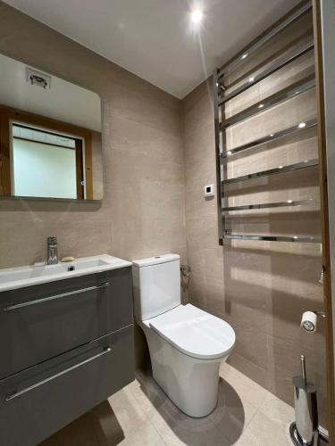 2 Bed Apt Easy access to Les Gets 2 Bathrooms