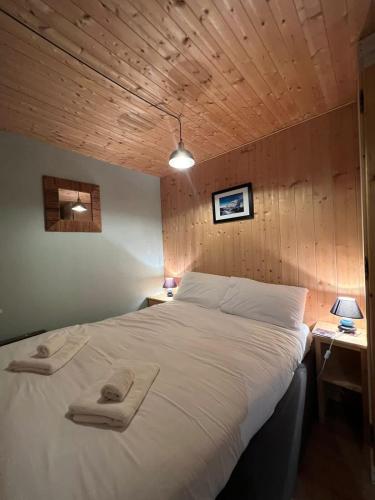 2 Bed Apt Easy access to Les Gets 2 Bathrooms