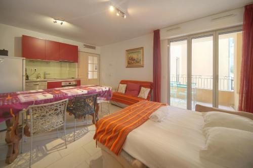 FRGK Suquet Cannes Old Port Spacious 2BR N6