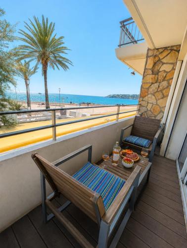 Fully equipped beachfront studio in the heart of the city center bd Leclerc
