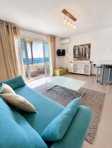 Fully equipped beachfront studio in the heart of the city center bd Leclerc