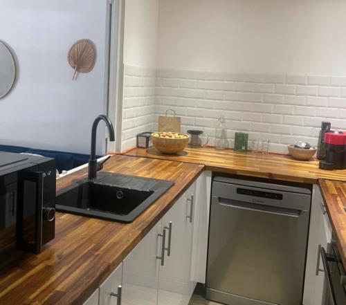 Apartment with private pool near Jourdan Park