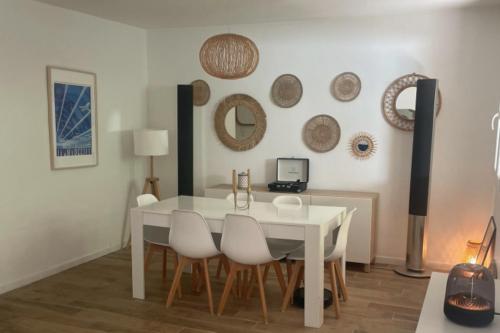 Apartment with private pool near Jourdan Park
