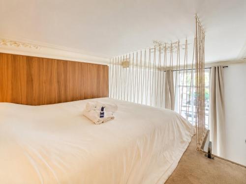 Appartement de standing 2 - tour Eiffel/Invalides