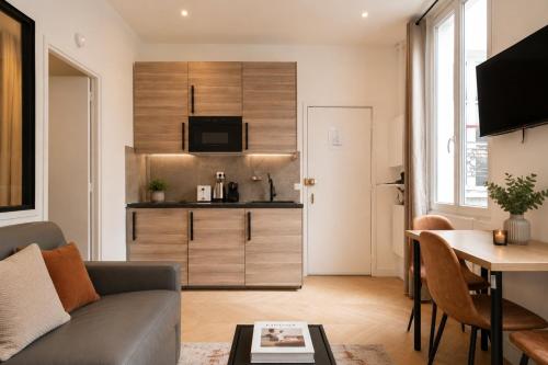 TheBlueStay 350 - Stunning Apt in République