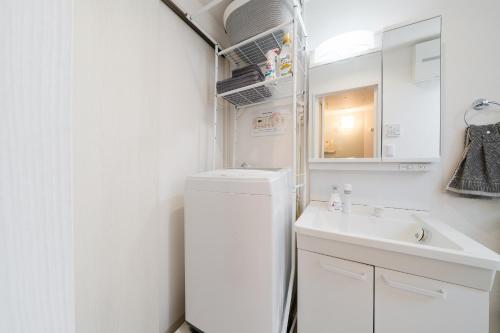 S204 Sen to Rei Oshiage North204 Apartment by J house