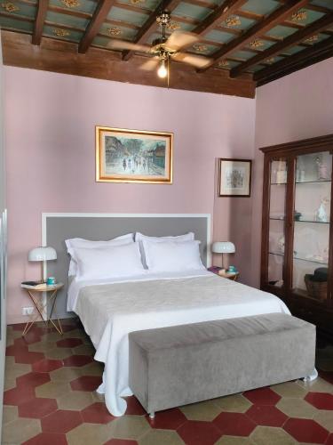 Casa Frida - A lovely view on ancient court