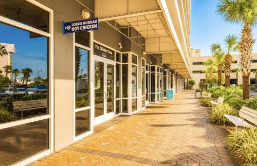 A Shore Thing at Laketown Wharf #1904 by Nautical Properties photo 97