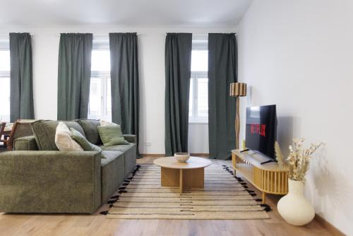 Luxury City Center Suite