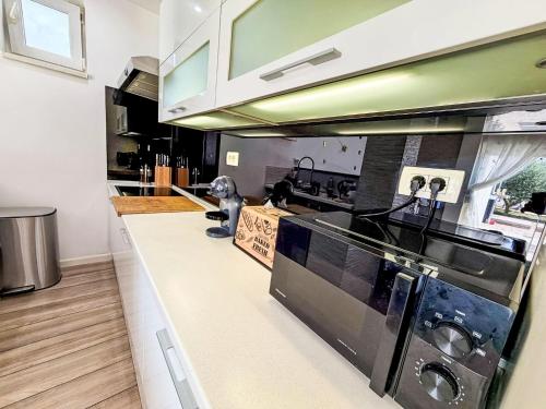 Apartment Fabo in Dalmatien by Interhome