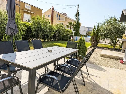 Apartment Fabo in Dalmatien by Interhome