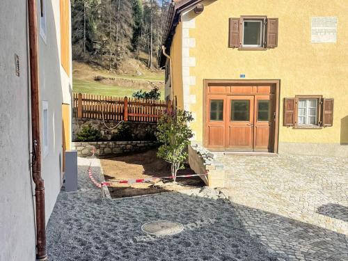 Apartment Chesa Kober Giarsun by Interhome