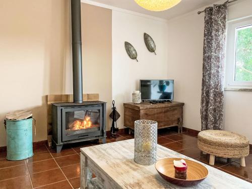 Holiday Home Charmantes Ferienhaus mit schöner Aussicht- 2 Sc by Interhome