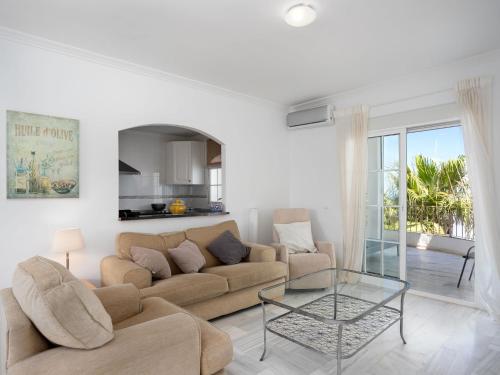 Apartment Las Brisas Estepona Golf by Interhome