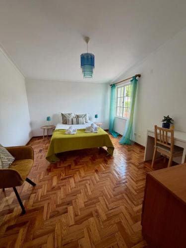 4-Bedroom Villa 15 Min to Albufeira, Pool and AC