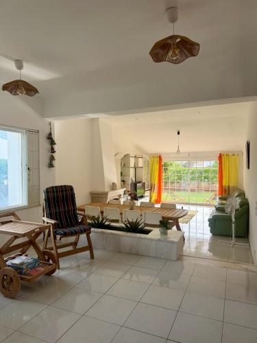 4-Bedroom Villa 15 Min to Albufeira, Pool and AC