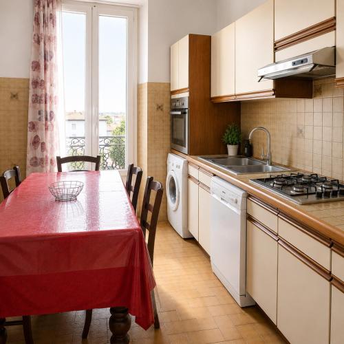 Cannes Jaures One Bedroom by Sweet Accommodation