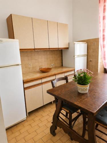 Cannes Jaures One Bedroom by Sweet Accommodation