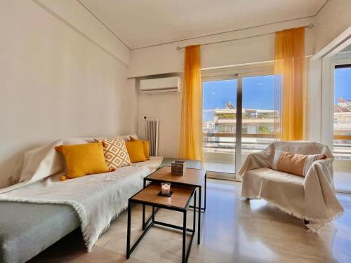 Colorful home w balcony views at Athens Riviera