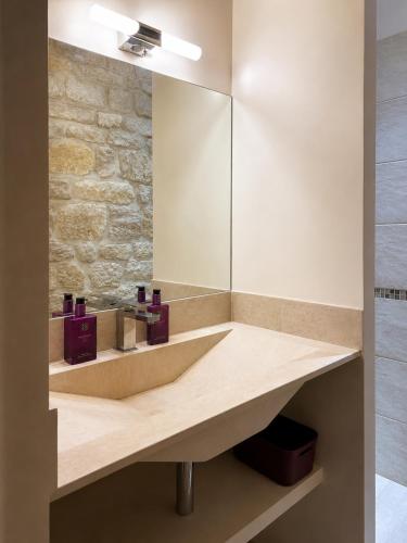 Charming studio with beams Rue du Cherche Midi
