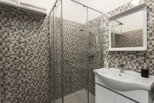 WHome | Fanqueiros Downtown Typical Apartment