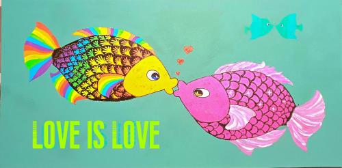 two colorful fish kissing each other with the words love is love at Ocean View Studio in Playa del Ingles in San Bartolomé