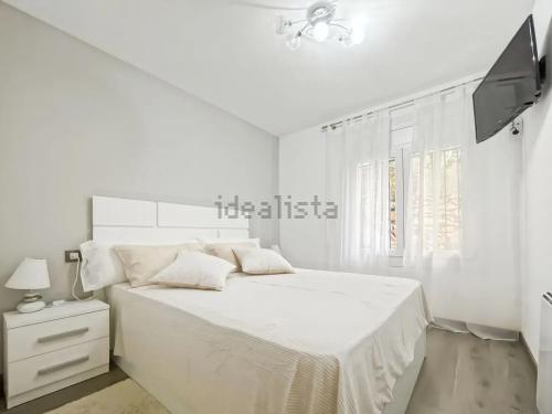 Charmant appartement avec vue sur mer et montagne