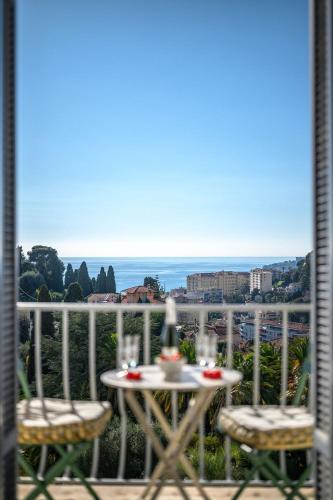 LE RIVIERA PALACE Vue sur la Mer Parking privé