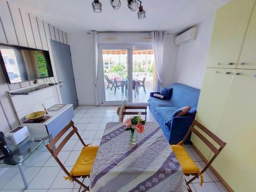Apartment Le Consul-3 by Interhome