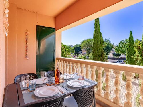 Apartment Jardines del Rio-1 by Interhome