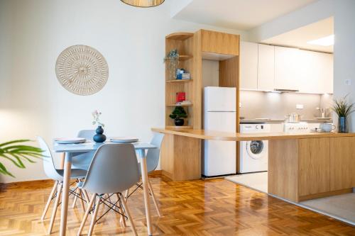 Houseloft Volos SeaView Hub